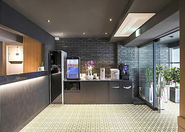 Hotel Number 25 Hongdae Shinchon *