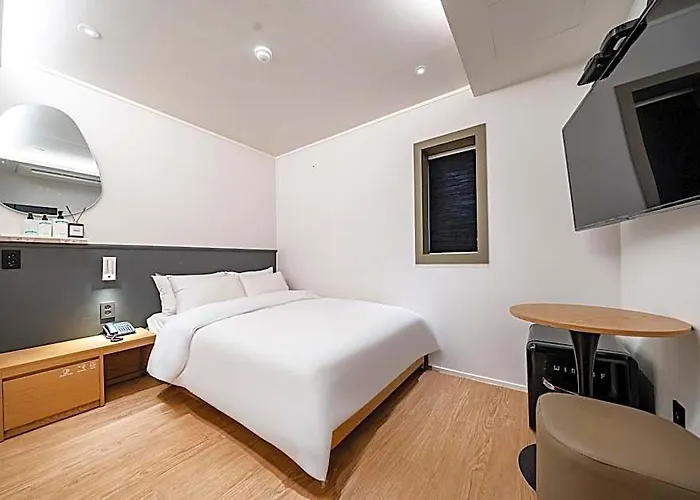 Hotel Number 25 Hongdae Shinchon *