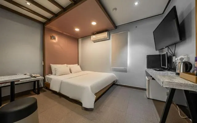 Hotel Number 25 Hongdae Shinchon Seul